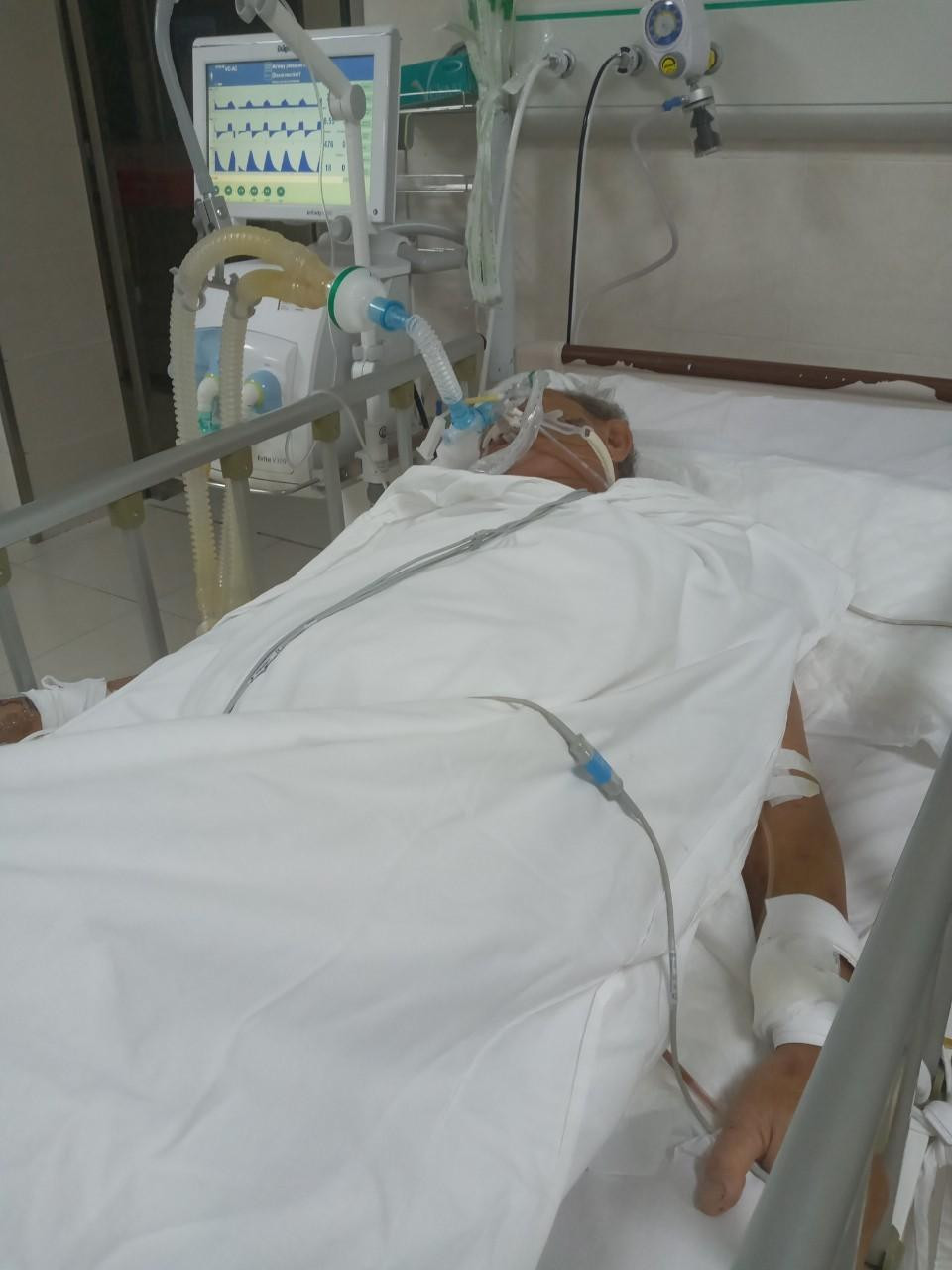 Sau cuộc phẫu thuật lấy dị vật, bệnh nhân đã được điều trị tích cực, sức khỏe đang bình phục tốt Sau cuộc phẫu thuật lấy dị vật, bệnh nhân đã được điều trị tích cực, sức khỏe đang bình phục tốt