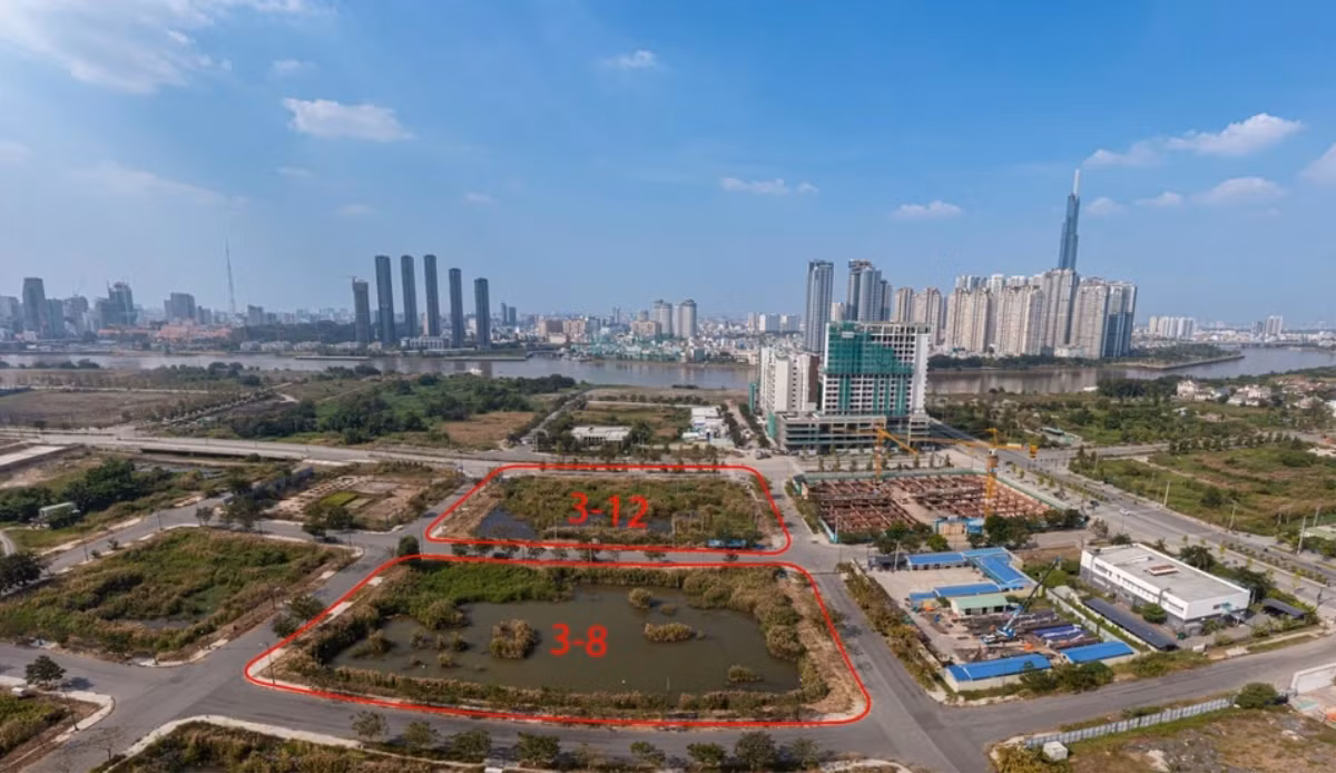 Các doanh nghiệp trúng đấu giá đất tại Thủ Thiêm đến nay đều bỏ cọc Các doanh nghiệp trúng đấu giá đất tại Thủ Thiêm đến nay đều bỏ cọc