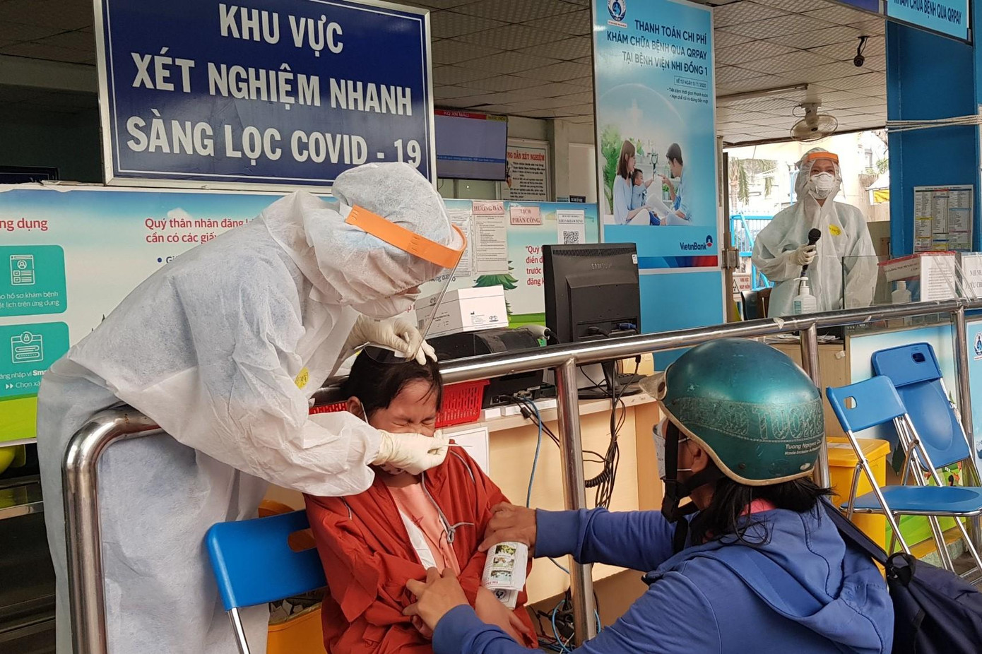 Những trẻ vừa mắc COVID-19 trong vòng 3 tháng qua sẽ thuộc nhóm trì hoãn tiêm chủng Những trẻ vừa mắc COVID-19 trong vòng 3 tháng qua sẽ thuộc nhóm trì hoãn tiêm chủng