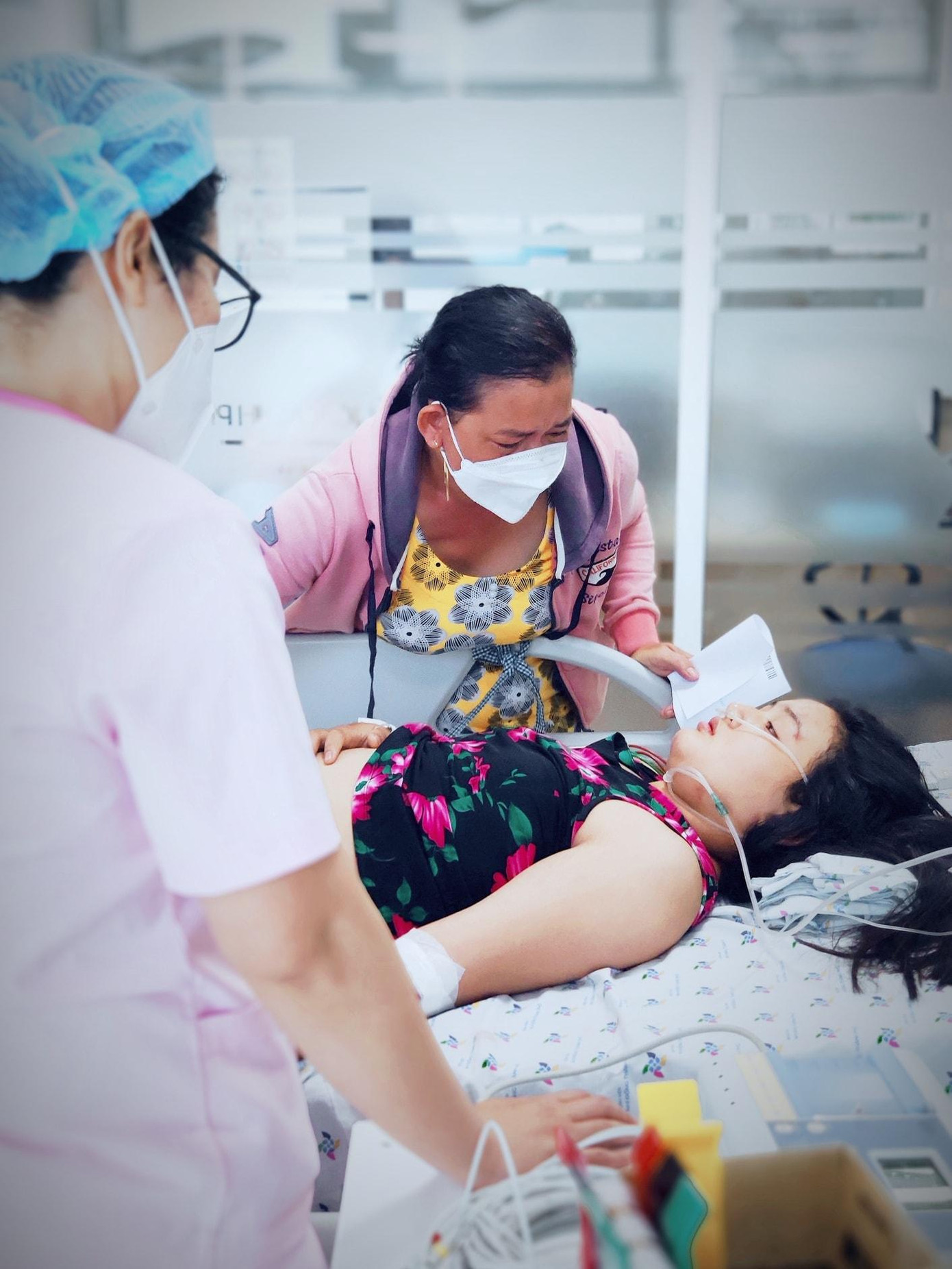 Uống quá nhiều nước ngọt đã khiến bệnh nhi phải nhập viện cấp cứu vì bệnh lý tiểu đường Uống quá nhiều nước ngọt đã khiến bệnh nhi phải nhập viện cấp cứu vì bệnh lý tiểu đường