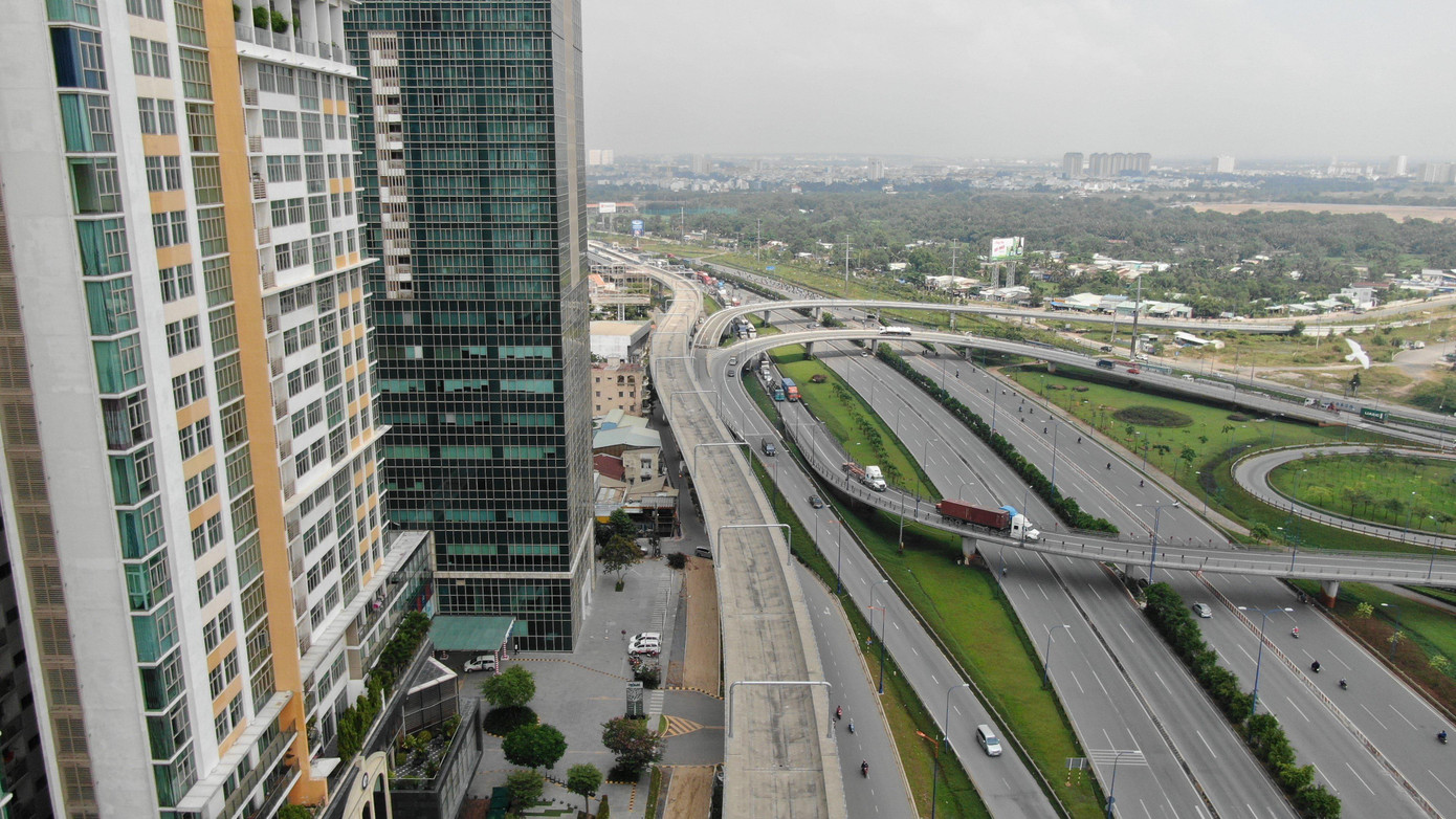 Các hồ sơ liên quan đến thủ tục đất đai đang gây quá tải rất lớn cho cơ quan chức năng thành phố Thủ Đức (ảnh: Phạm Nguyễn) Các hồ sơ liên quan đến thủ tục đất đai đang gây quá tải rất lớn cho cơ quan chức năng thành phố Thủ Đức (ảnh: Phạm Nguyễn)