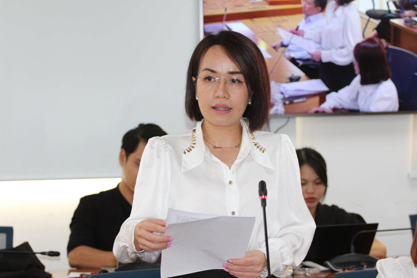 Bà Lê Thiện Quỳnh Như thông tin tại buổi họp báo chiều 16/6 Bà Lê Thiện Quỳnh Như thông tin tại buổi họp báo chiều 16/6