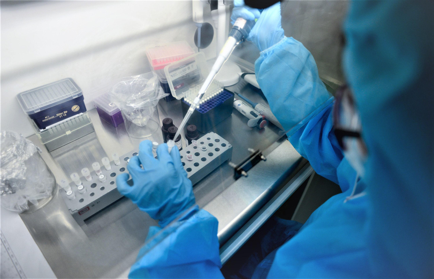 Biến chủng Omicron là một trong những mối lo ngại tiềm ẩn nguy cơ đối với sức khỏe cộng đồng