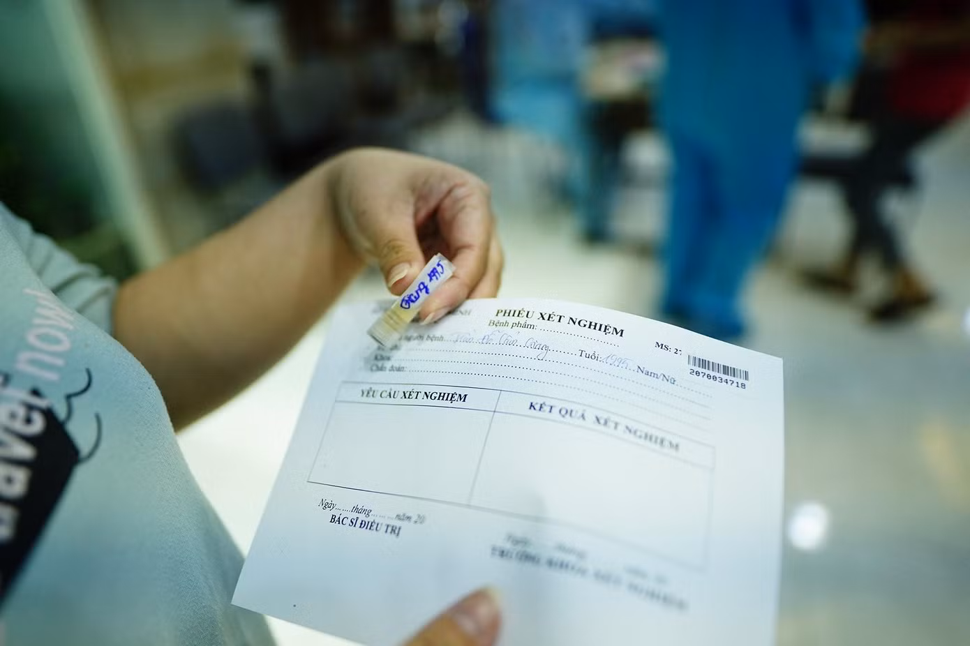 Thay vì phải đến trạm y tế xét nghiệm và lấy giấy xác nhận các thủ tục sẽ chuyển sang hình thức trực tuyến