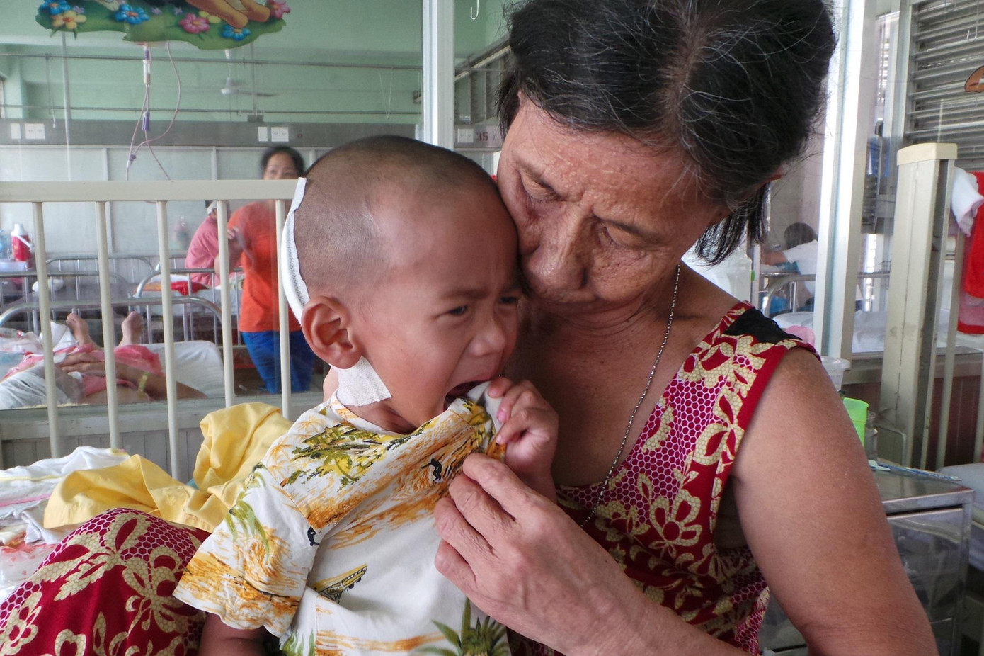 Một trường hợp trẻ bị lao màng não do gia đình không đưa đi chích ngừa vắc xin trong chương trình tiêm chủng mở rộng