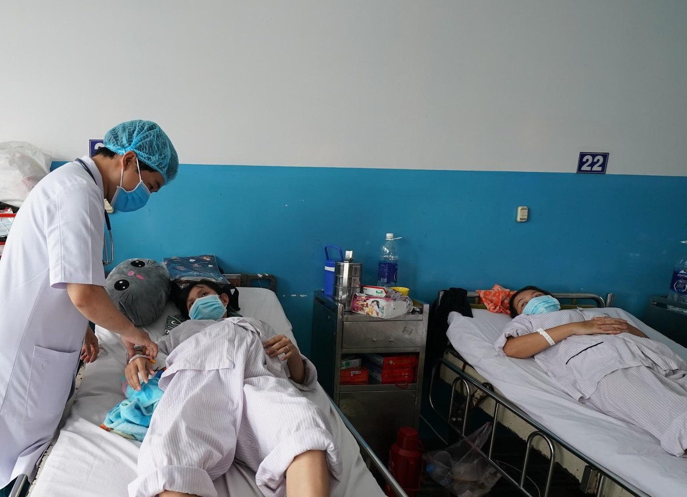 Bệnh nhân mắc SXH điều trị tại Bệnh viện Bệnh Nhiệt Đới TPHCM (ảnh: Phạm Nguyễn) Bệnh nhân mắc SXH điều trị tại Bệnh viện Bệnh Nhiệt Đới TPHCM (ảnh: Phạm Nguyễn)