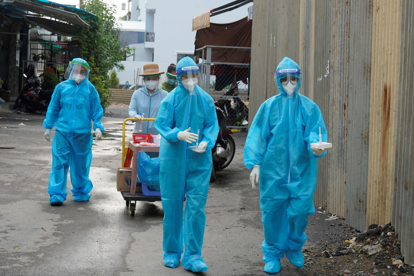 TPHCM đang thiếu hụt nghiêm trọng bác sĩ tổng quát vì hầu hết nhân sự sau khi tốt nghiệp đều định hướng chuyên khoa TPHCM đang thiếu hụt nghiêm trọng bác sĩ tổng quát vì hầu hết nhân sự sau khi tốt nghiệp đều định hướng chuyên khoa