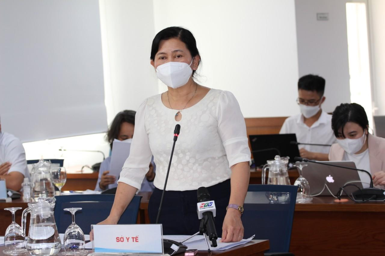 Bà Nguyễn Thị Huỳnh Mai, Chánh văn phòng Sở Y tế TPHCM thông tin về vụ việc bệnh nhân nâng ngực tử vong Bà Nguyễn Thị Huỳnh Mai, Chánh văn phòng Sở Y tế TPHCM thông tin về vụ việc bệnh nhân nâng ngực tử vong