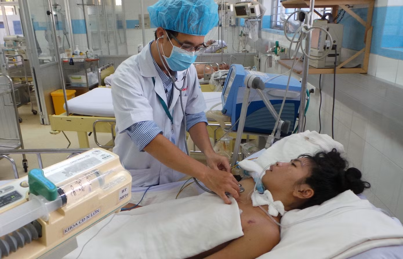 Dịch SXH đang tăng nhanh, nhiều trường hợp nhập viện trong tình trạng nặng Dịch SXH đang tăng nhanh, nhiều trường hợp nhập viện trong tình trạng nặng