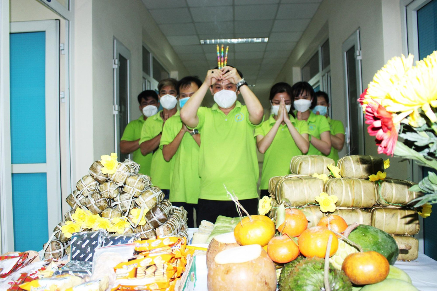 Phút giao thừa thiêng liêng tại Bệnh viện Chợ Rẫy, TPHCM