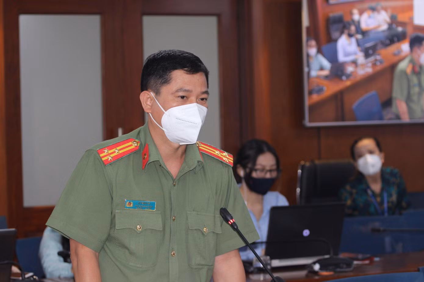 Ông Lê Mạnh Hà kêu gọi người dân nâng cao ý thức cảnh giác để ngăn chặn hành vi phạm tội