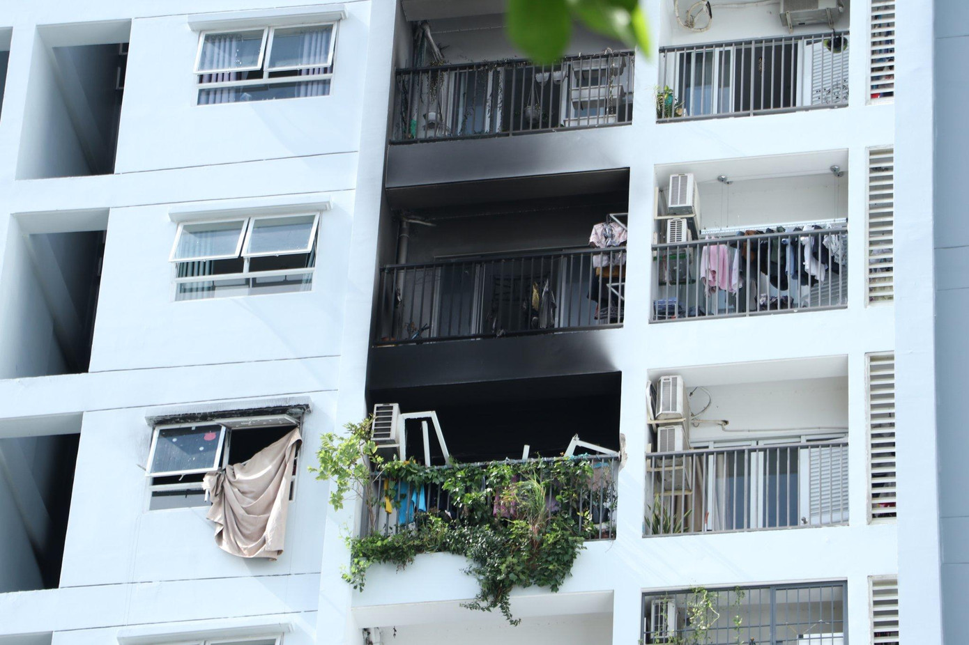 Vụ cháy chung cư khiến 2 người tử vong tại quận Tân Phú TPHCM (ảnh: Ngô Bình) Vụ cháy chung cư khiến 2 người tử vong tại quận Tân Phú TPHCM (ảnh: Ngô Bình)