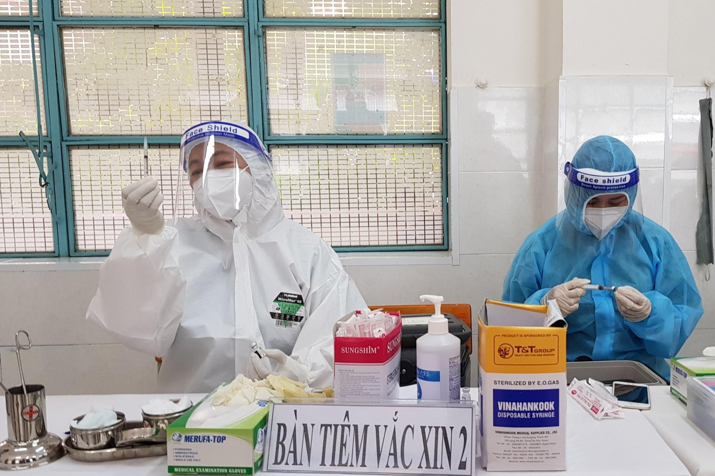 Sau khi hoàn thành chích ngừa cho trẻ từ 5 đến 12 tuổi, TPHCM sẽ đạt miễn dịch cộng đồng trước COVID-19