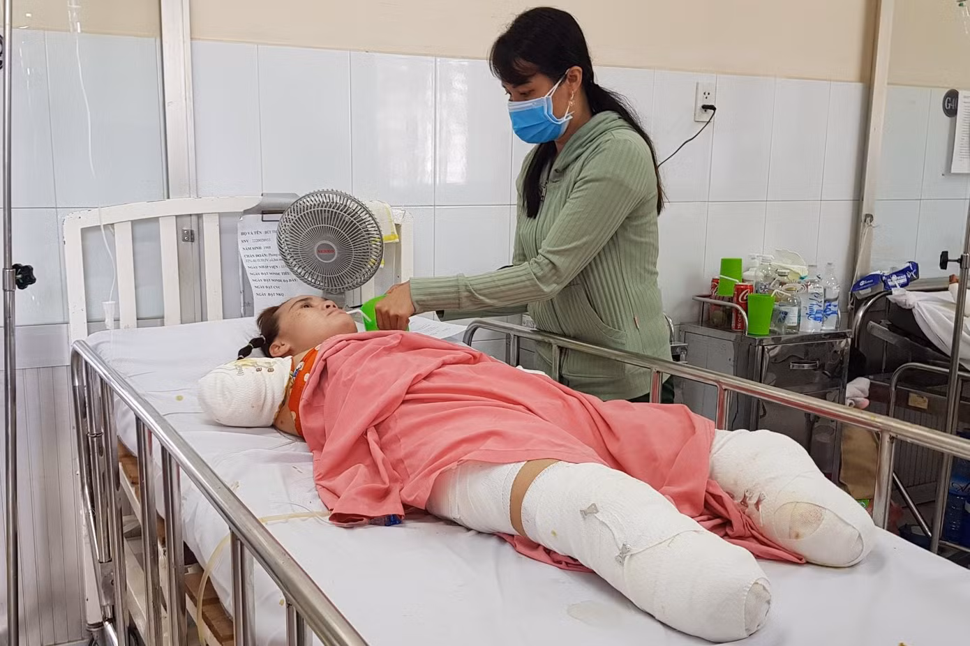 Hoàn cảnh gia đình khó khăn, tai nạn xảy ra đẩy nạn nhân vào cảnh khốn cùng Hoàn cảnh gia đình khó khăn, tai nạn xảy ra đẩy nạn nhân vào cảnh khốn cùng