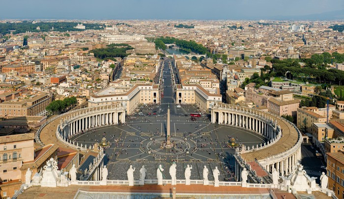 Vatican được UNESCO công nhận là Di sản thế giới vào năm nào?