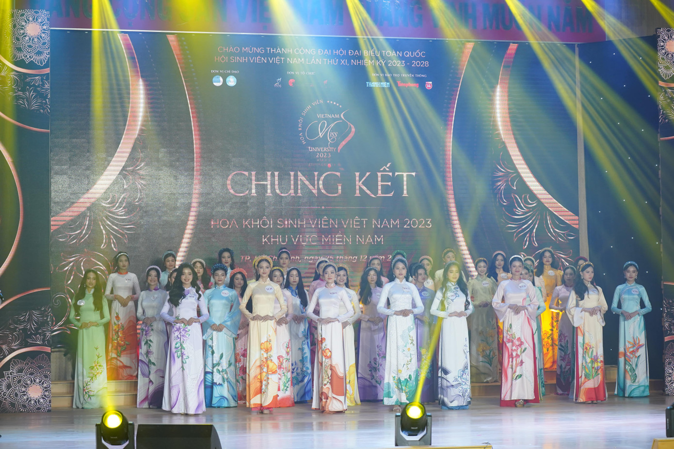 39 thí sinh khoe sắc tại Vòng Chung kết khu vực Miền Nam 39 thí sinh khoe sắc tại Vòng Chung kết khu vực Miền Nam