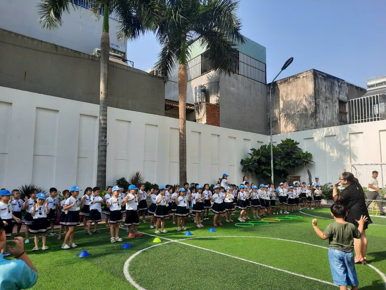 Học sinh TPHCM trong một buổi trải nghiệm ngoài trời