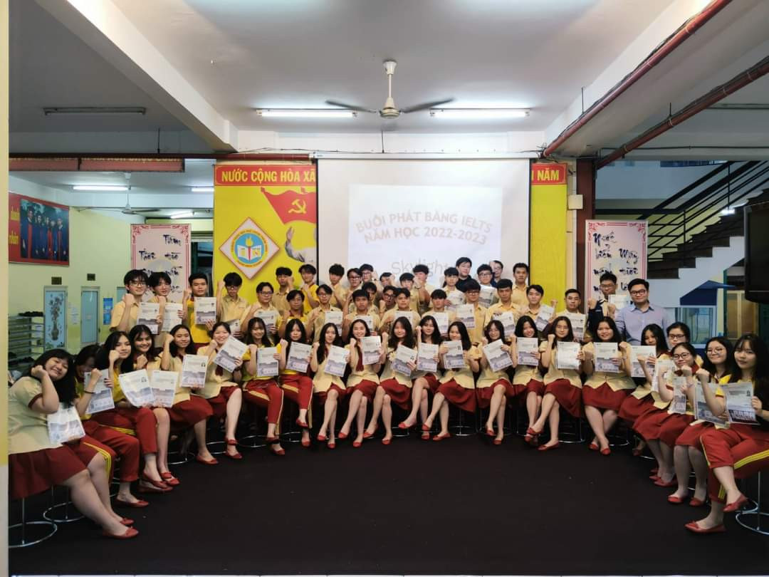 Học sinh lớp 12 ở TPHCM sắp bước vào mùa lễ tri ân và trưởng thành Học sinh lớp 12 ở TPHCM sắp bước vào mùa lễ tri ân và trưởng thành