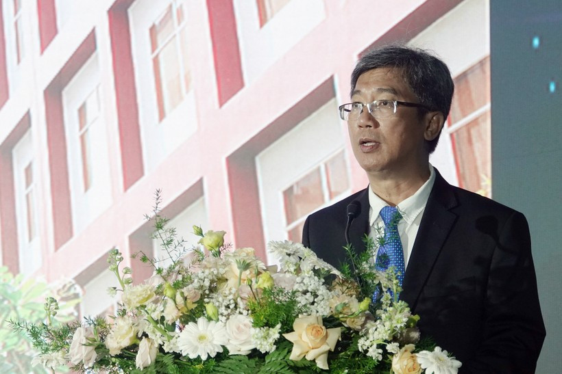 PGS. TS Đinh Đức Anh Vũ, Phó hiệu trưởng được giao phụ trách trường Đại học Quốc tế - Đại học Quốc gia TPHCM PGS. TS Đinh Đức Anh Vũ, Phó hiệu trưởng được giao phụ trách trường Đại học Quốc tế - Đại học Quốc gia TPHCM