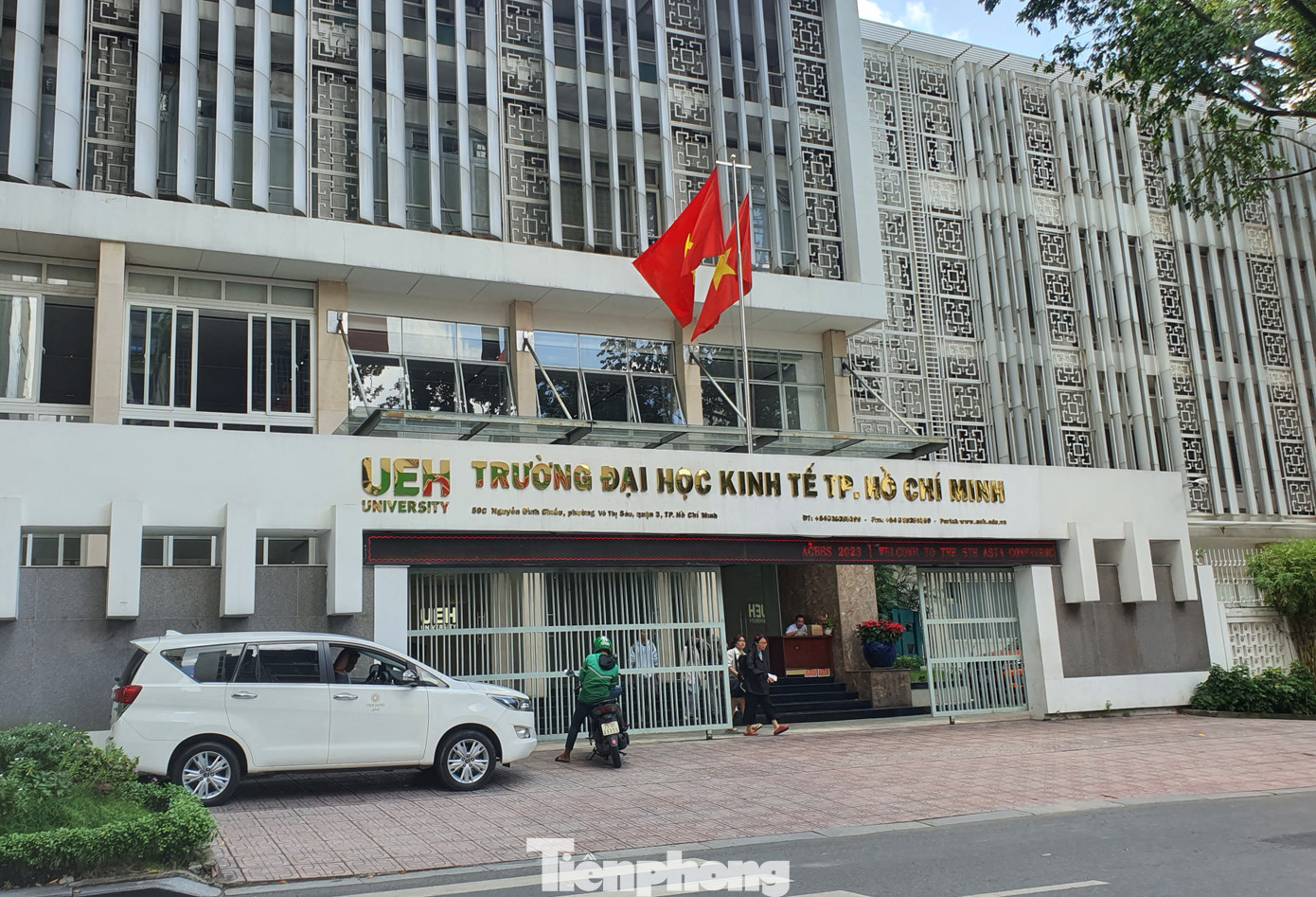 Chính phủ quyết định chuyển Trường ĐH Kinh tế TPHCM thành ĐH Kinh tế TPHCM