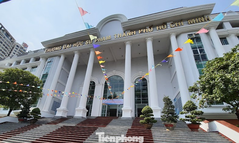 Điểm chuẩn học bạ Trường ĐH Sư phạm TPHCM nhiều ngành trên 9 điểm mỗi môn Điểm chuẩn học bạ Trường ĐH Sư phạm TPHCM nhiều ngành trên 9 điểm mỗi môn