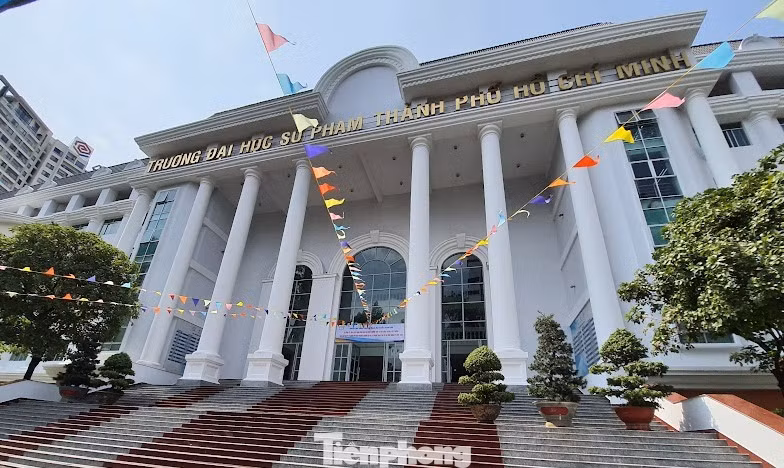 Trường ĐH Sư phạm TPHCM công bố 3 đợt thi đánh giá năng lực chuyên biệt tuyển sinh đại học 2024