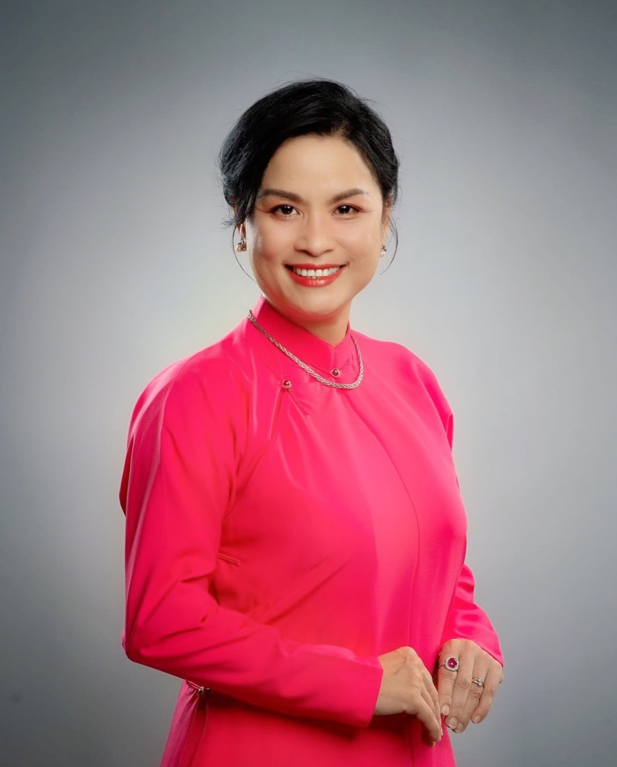 PGS.TS Ngô Thị Phương Lan, nữ hiệu trưởng đầu tiên của Trường ĐH KHXH&amp;NV