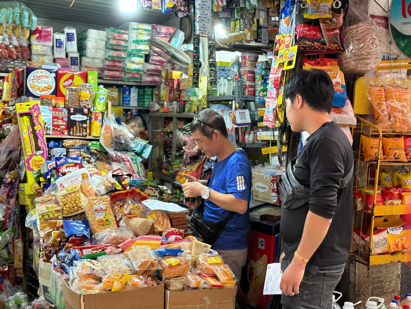 Cả nước có gần 2 triệu hộ đang áp dụng phương pháp thuế khoán. Ảnh minh họa. Cả nước có gần 2 triệu hộ đang áp dụng phương pháp thuế khoán. Ảnh minh họa.