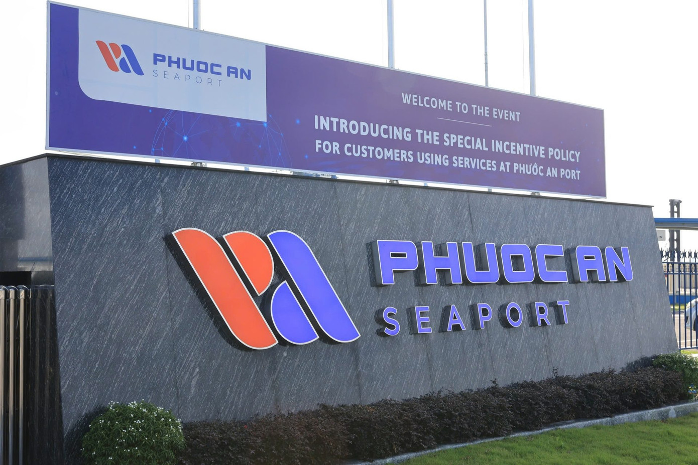 Cảng Phước An (PAP) bị xử phạt do công bố thông tin sai lệch.