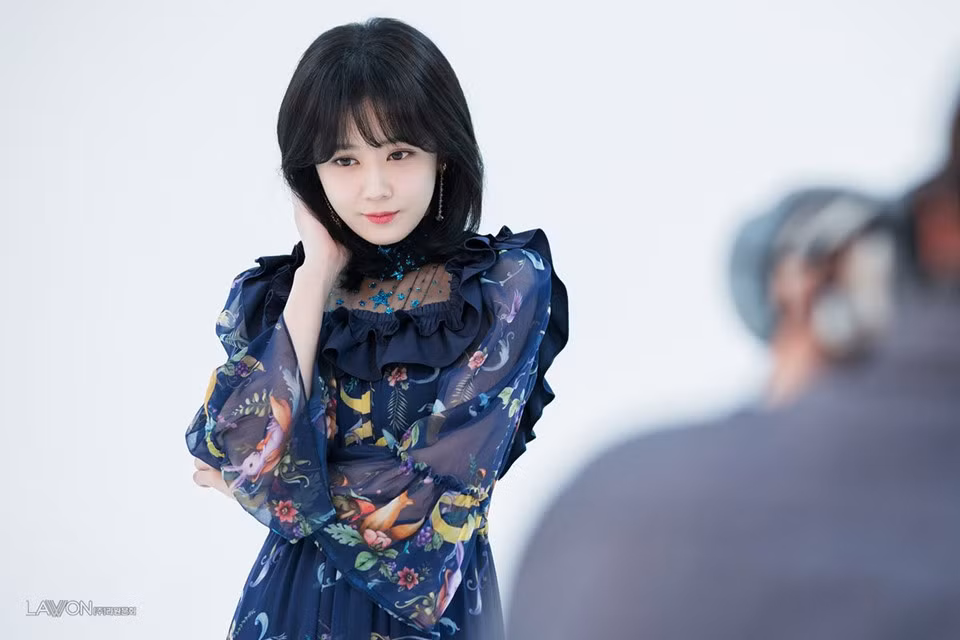 Jang Nara trẻ đẹp ngỡ ngàng ở tuổi U40 ảnh 4