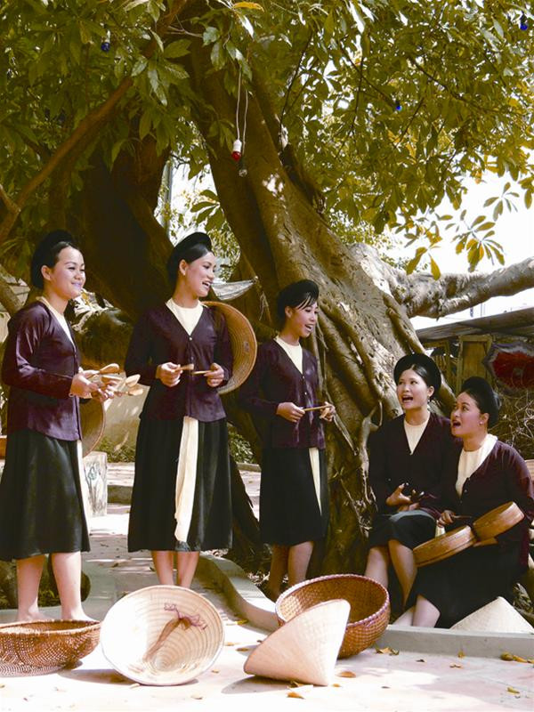 Nhiều bạn trẻ tìm học hát xẩm Nhiều bạn trẻ tìm học hát xẩm