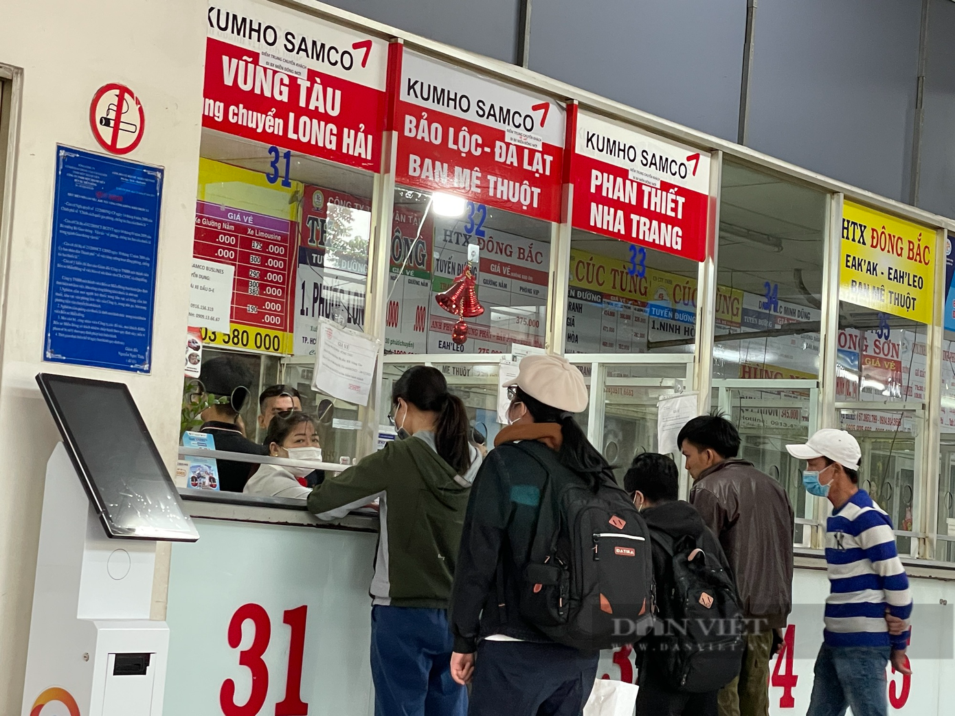 Chỉ những nhà xe có điểm đến gần TP.HCM như Vũng Tàu, Lâm Đồng, Bình Phước mới có khách dịp Tết Dương lịch. Tuy nhiên, lượng vé bán ra cũng ít hơn so với các năm do nhiều người chủ động đi xe máy về quê.