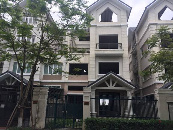 Những biệt thự tiền tỷ bỏ hoang gây lãng phí ở Hà Nội ảnh 3