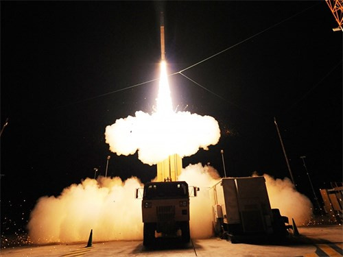 Hàn Quốc 'gặp khó' khi tìm địa điểm đặt tên lửa THAAD ảnh 1