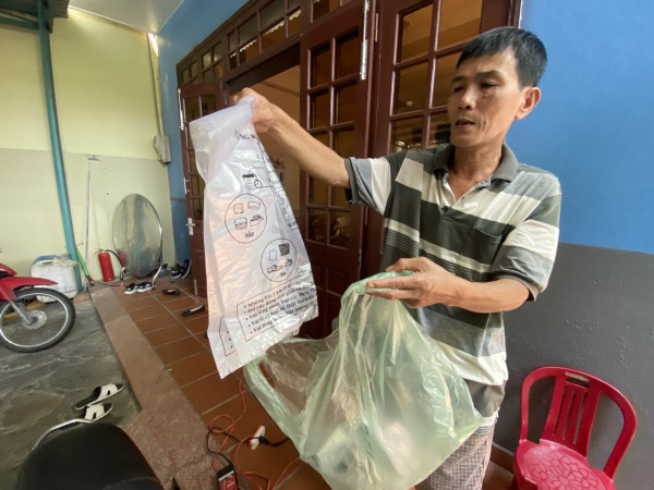 Các hộ gia đình được mua 4 loại túi ni lông