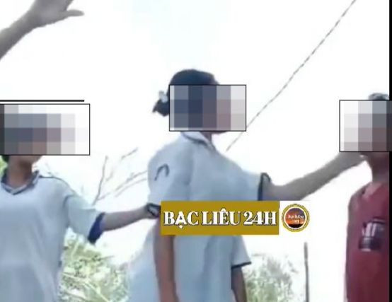 Nữ sinh lớp 7 bị bạn học cũ đánh hội đồng ảnh 1 Nữ sinh lớp 7 bị bạn học cũ đánh hội đồng ảnh 1