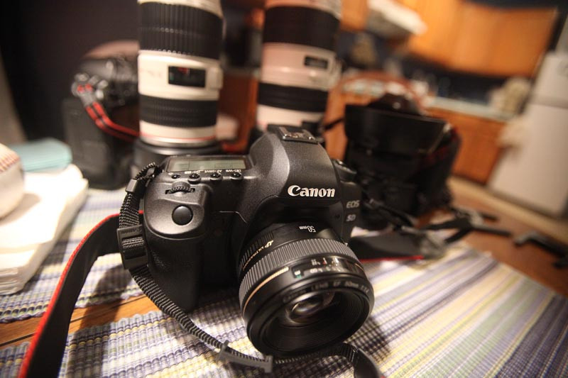 Tên chú dể lừa đảo đã mang theo toàn bộ đồ nghề trị giá hơn 100 triệu đồng của anh H.