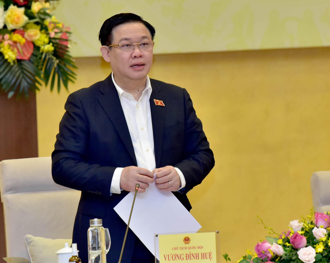 Chủ tịch Quốc hội Vương Đình Huệ phát biểu tại phiên họp. Chủ tịch Quốc hội Vương Đình Huệ phát biểu tại phiên họp.