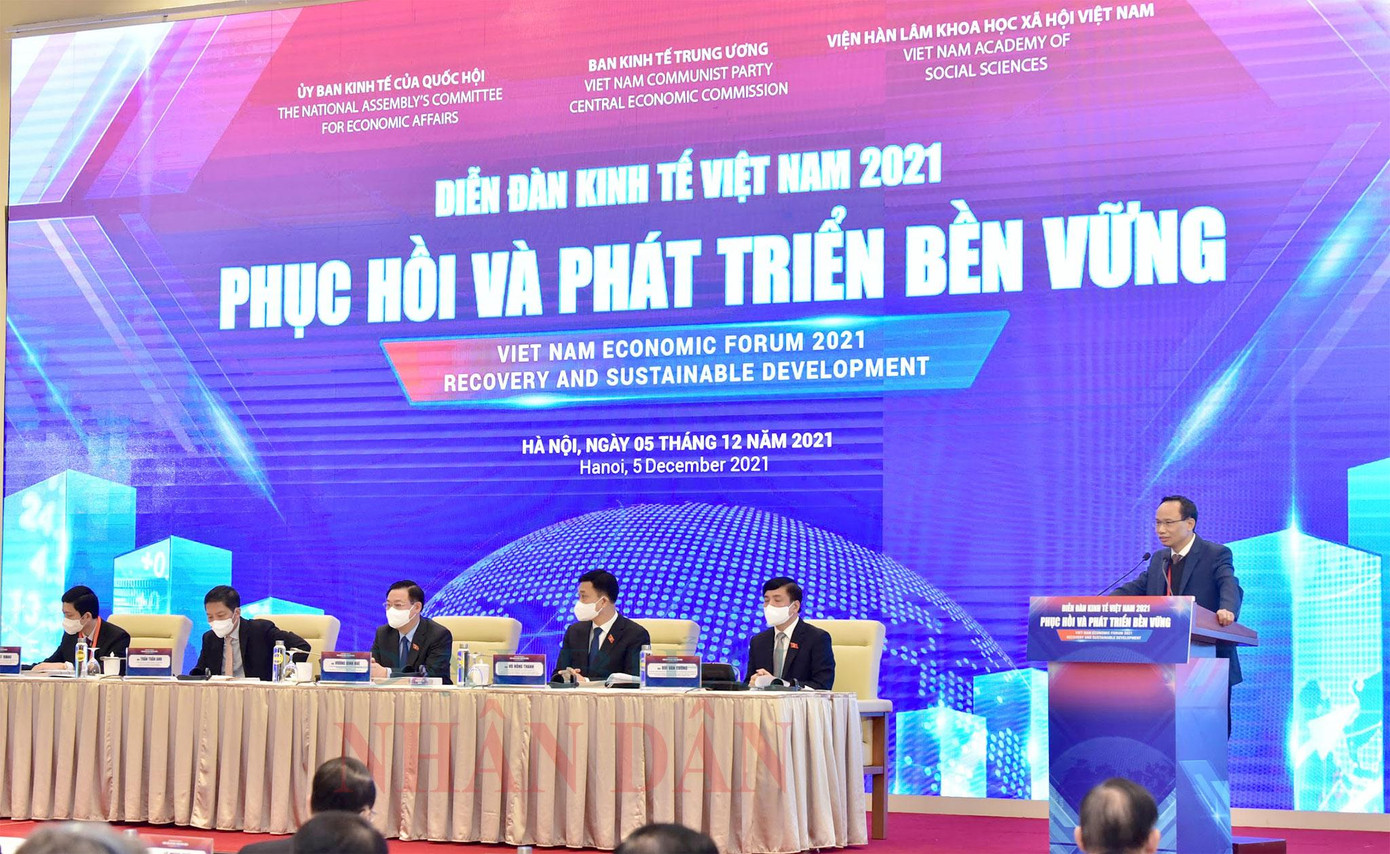 TS. Cấn Văn Lực và nhóm nghiên cứu đề xuất gói hỗ trợ lên tới 843.845 tỷ đồng