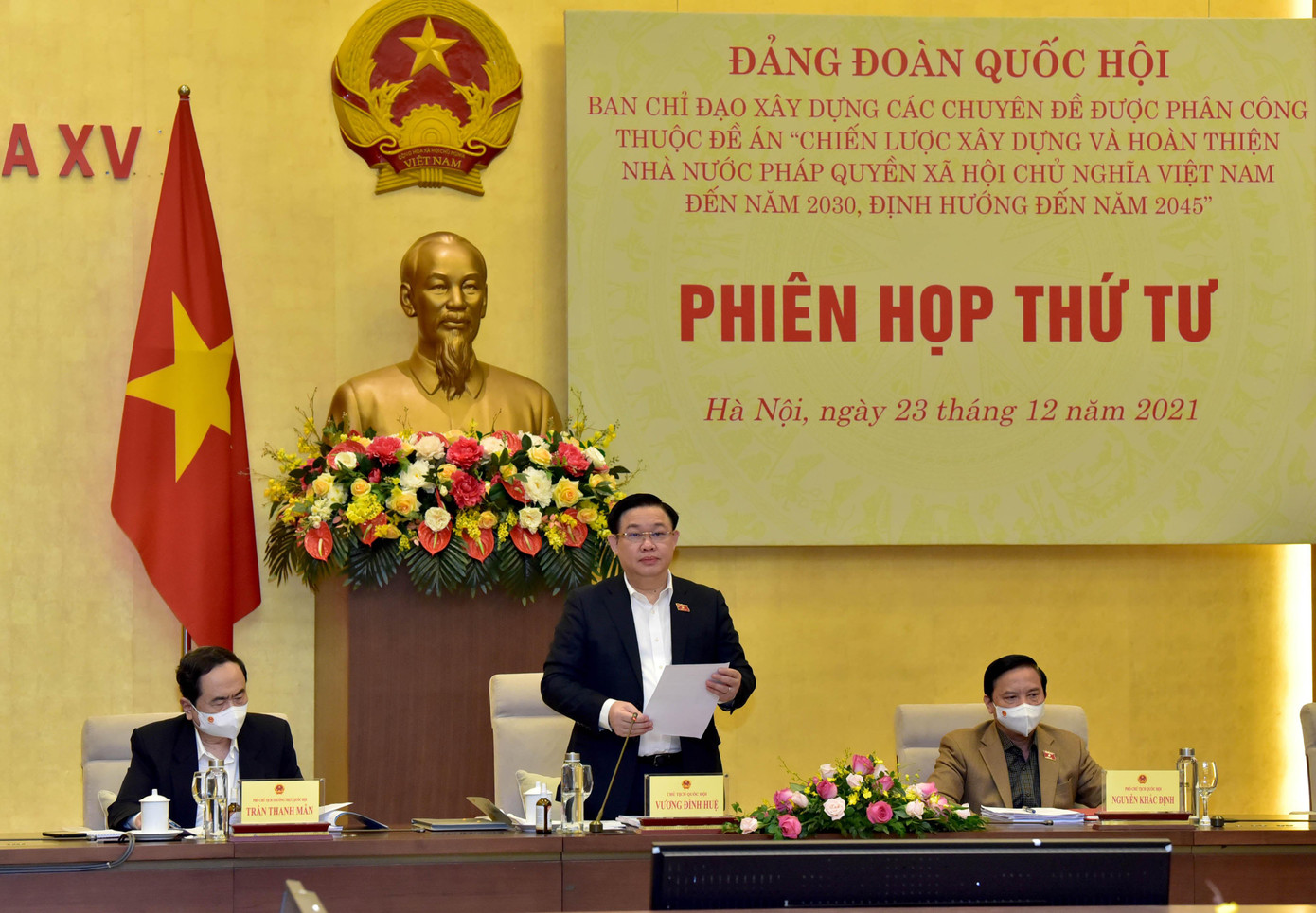 Chủ tịch Quốc hội Vương Đình Huệ phát biểu tại phiên họp Chủ tịch Quốc hội Vương Đình Huệ phát biểu tại phiên họp