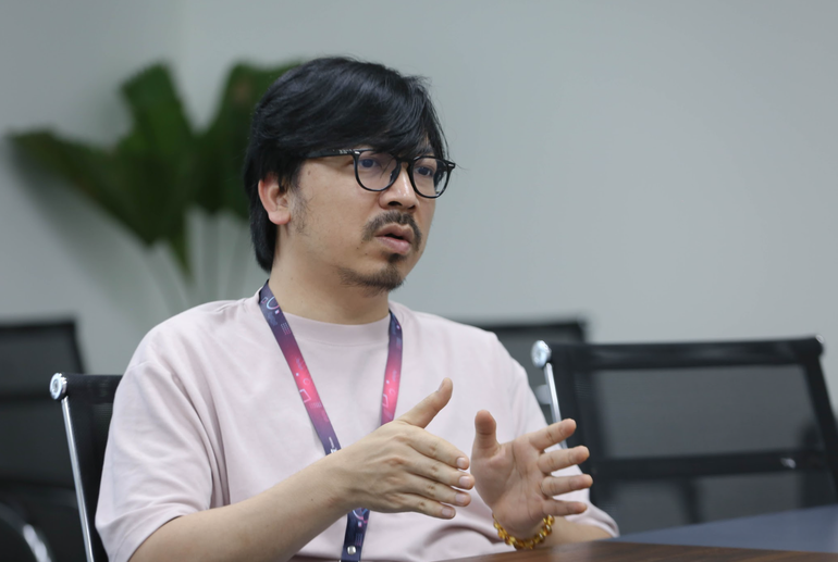 MC Đinh Tiến Dũng sẽ dẫn dắt chương trình về chủ đề hậu ly hôn với các khách mời là người nổi tiếng (Ảnh: Bá Huỳnh).