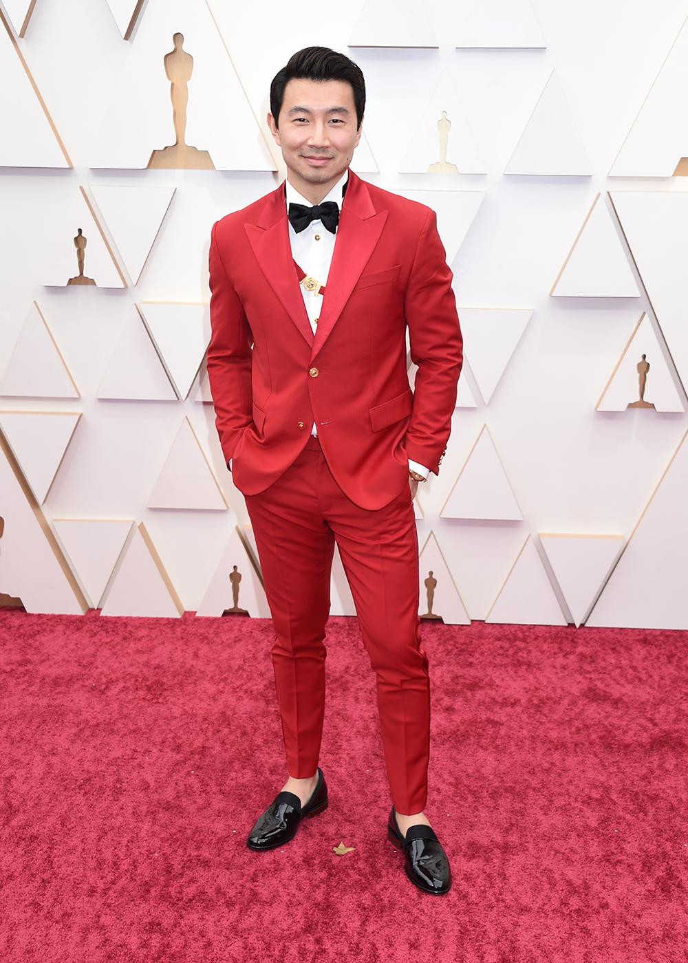 Tài tử "Shangchi" Lưu Tư Mộ. Tài tử "Shangchi" Lưu Tư Mộ.