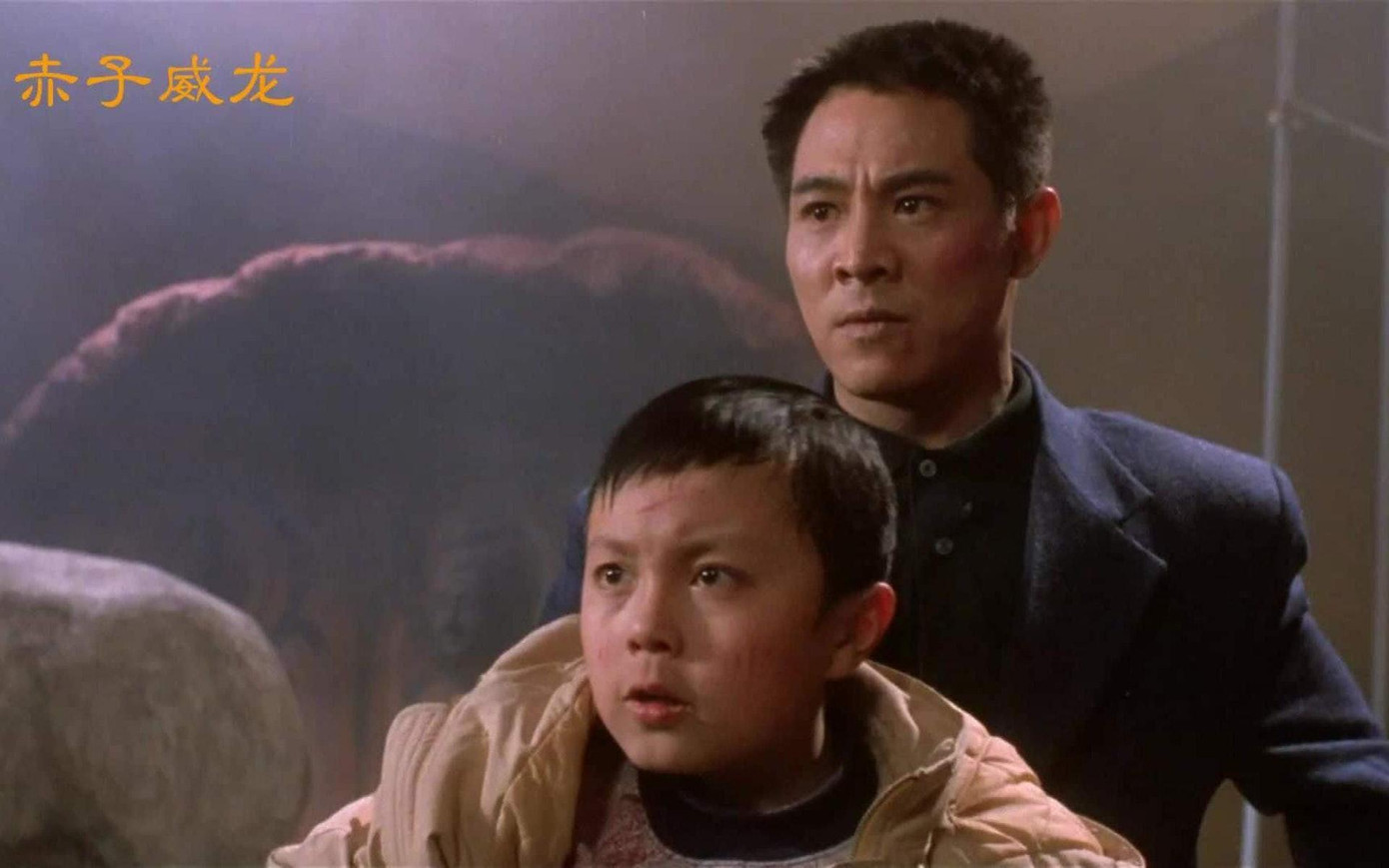 Tạ Miêu vào vai con trai của Lý Liên Kiệt trong phim đầu tay.