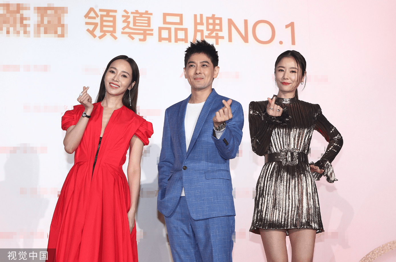 Sự kiện nhận được sự chú ý lớn khi cặp tình nhân một thời Lâm Tâm Như và Lâm Chí Dĩnh cùng xuất hiện trên cùng sân khấu. Hợp tác sau gần 30 năm chia tay, hai diễn viên 7x không hề ngại ngùng, ngược lại còn thoải mái trả lời các câu hỏi của truyền thông về chuyện tình cảm ngày xưa.