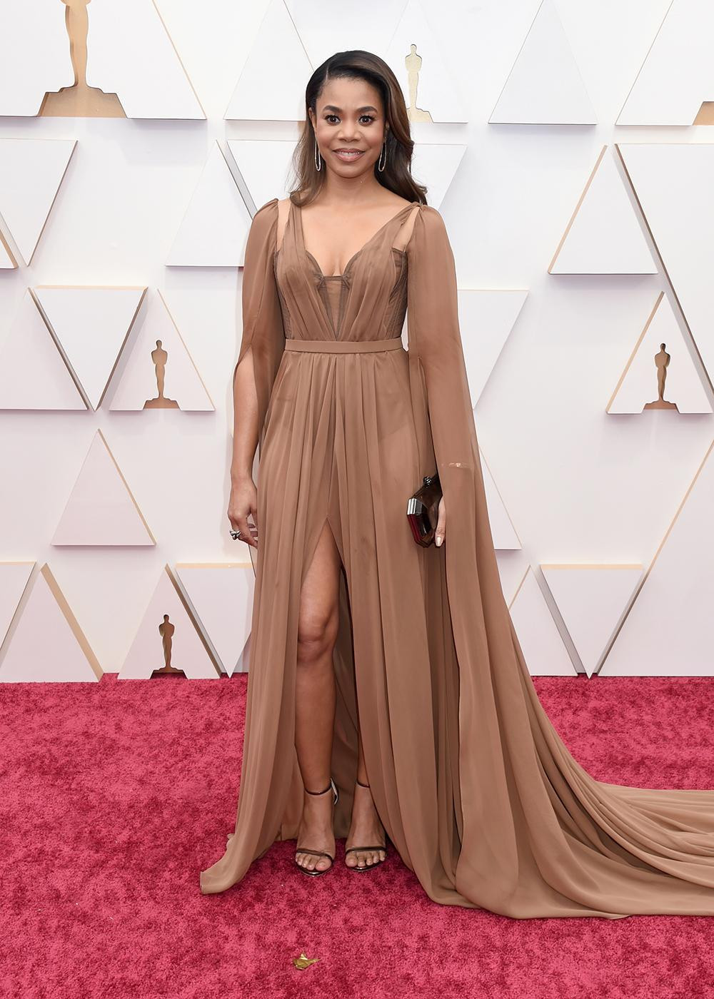 Một trong những MC của Oscar năm nay, nữ diễn viên Regina Hall. Một trong những MC của Oscar năm nay, nữ diễn viên Regina Hall.