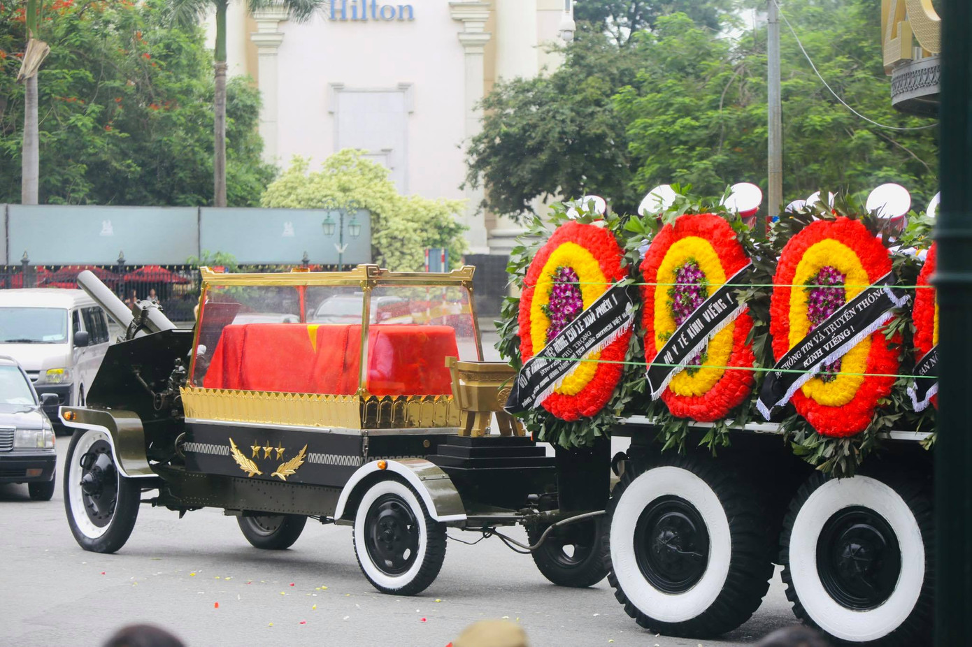 Lễ an táng nguyên Tổng Bí thư Lê Khả Phiêu ảnh 18