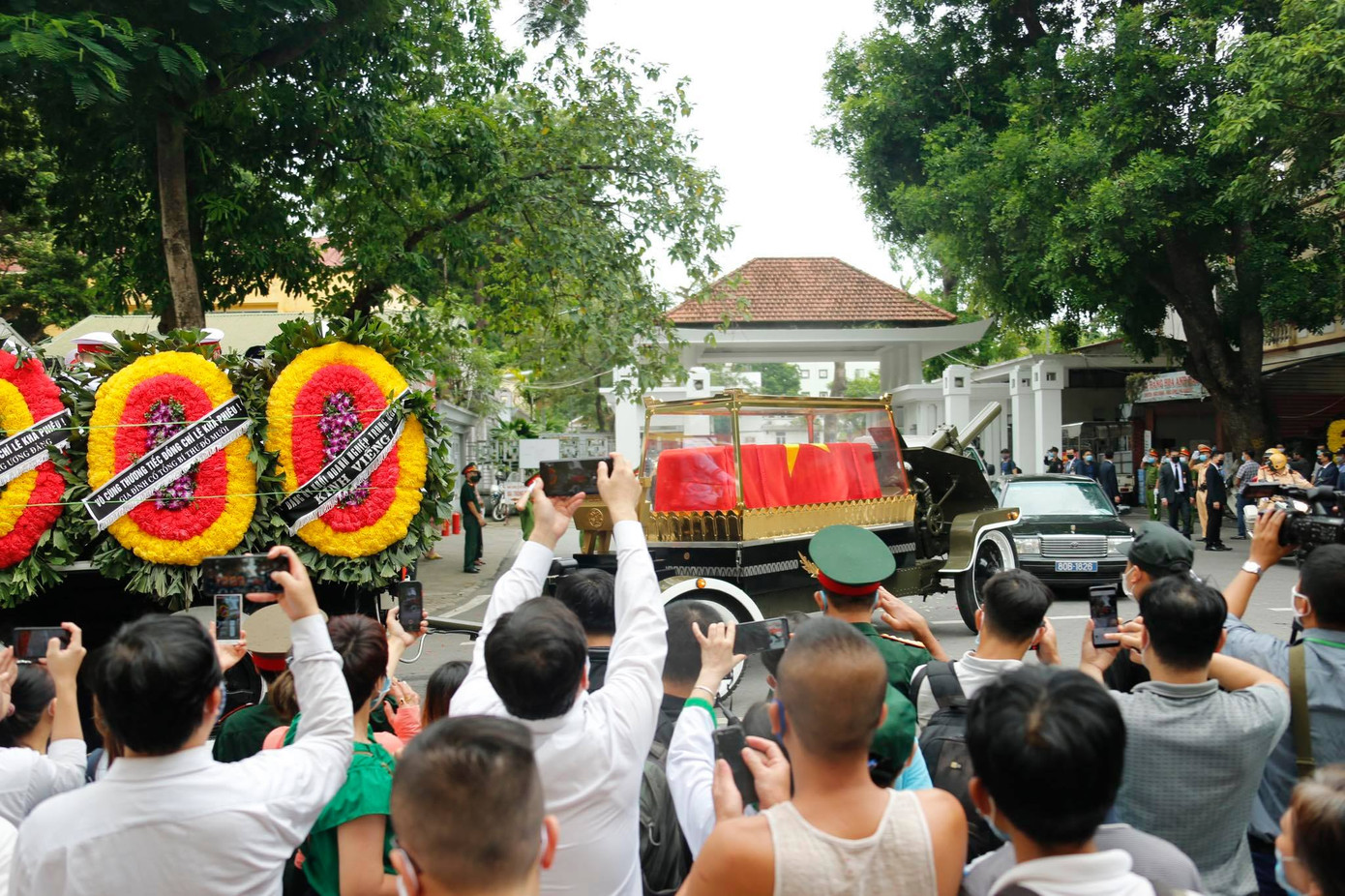 Lễ an táng nguyên Tổng Bí thư Lê Khả Phiêu ảnh 21