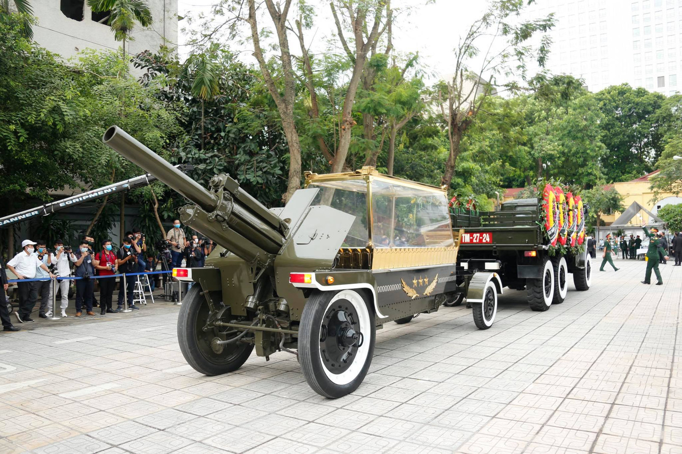 Cử hành trọng thể lễ truy điệu nguyên Tổng Bí thư Lê Khả Phiêu ảnh 21