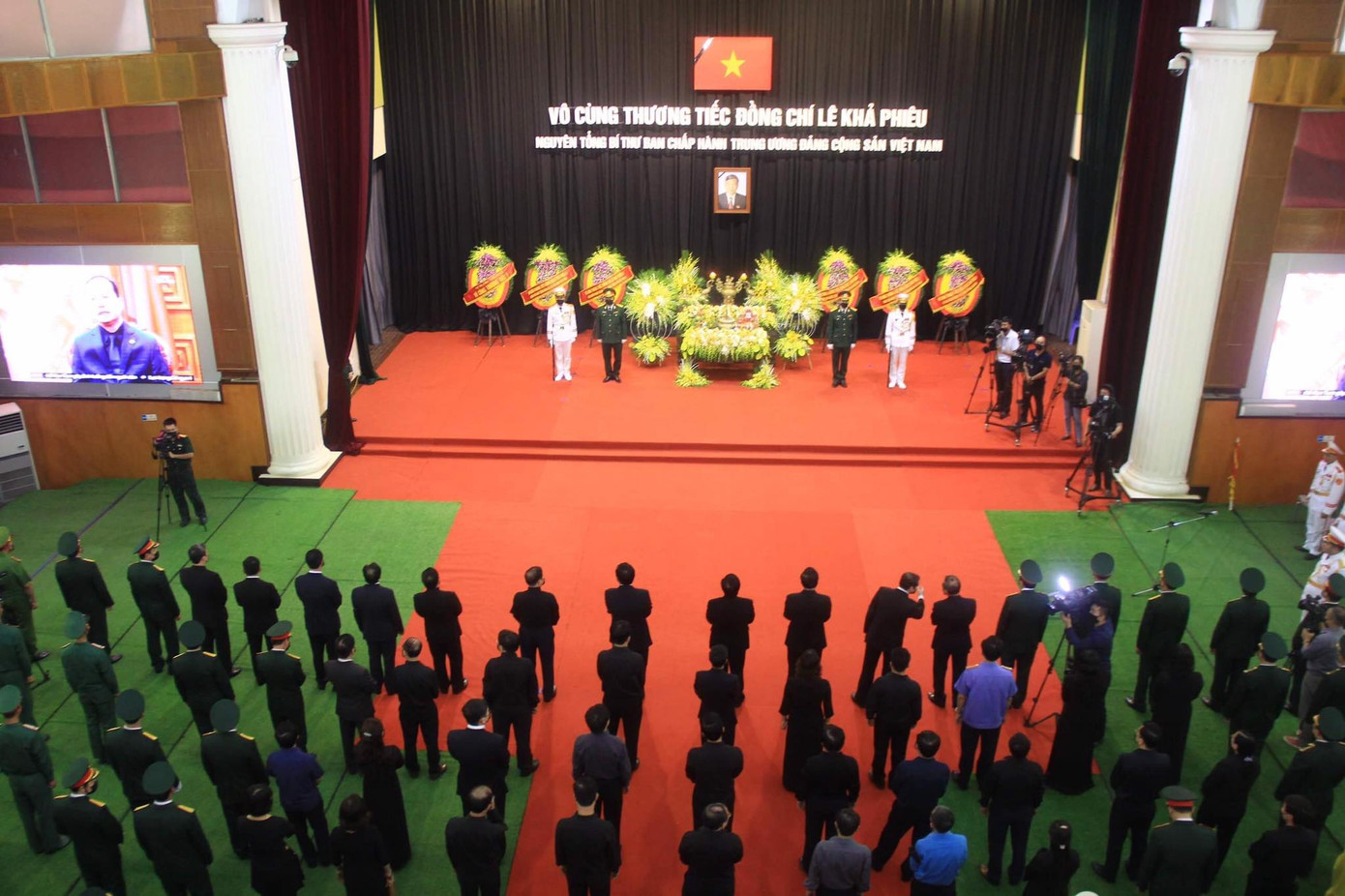 Cử hành trọng thể lễ truy điệu nguyên Tổng Bí thư Lê Khả Phiêu ảnh 11