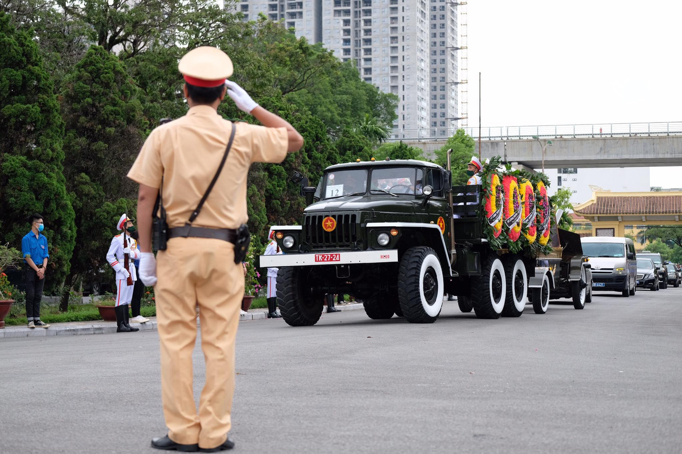 Lễ an táng nguyên Tổng Bí thư Lê Khả Phiêu ảnh 8